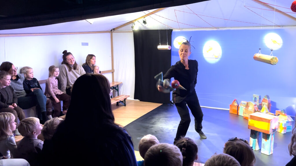 Temaeftermiddag: Æstetiske og samskabende aktiviteter i børnehøjde – med afsæt i teaterkultur